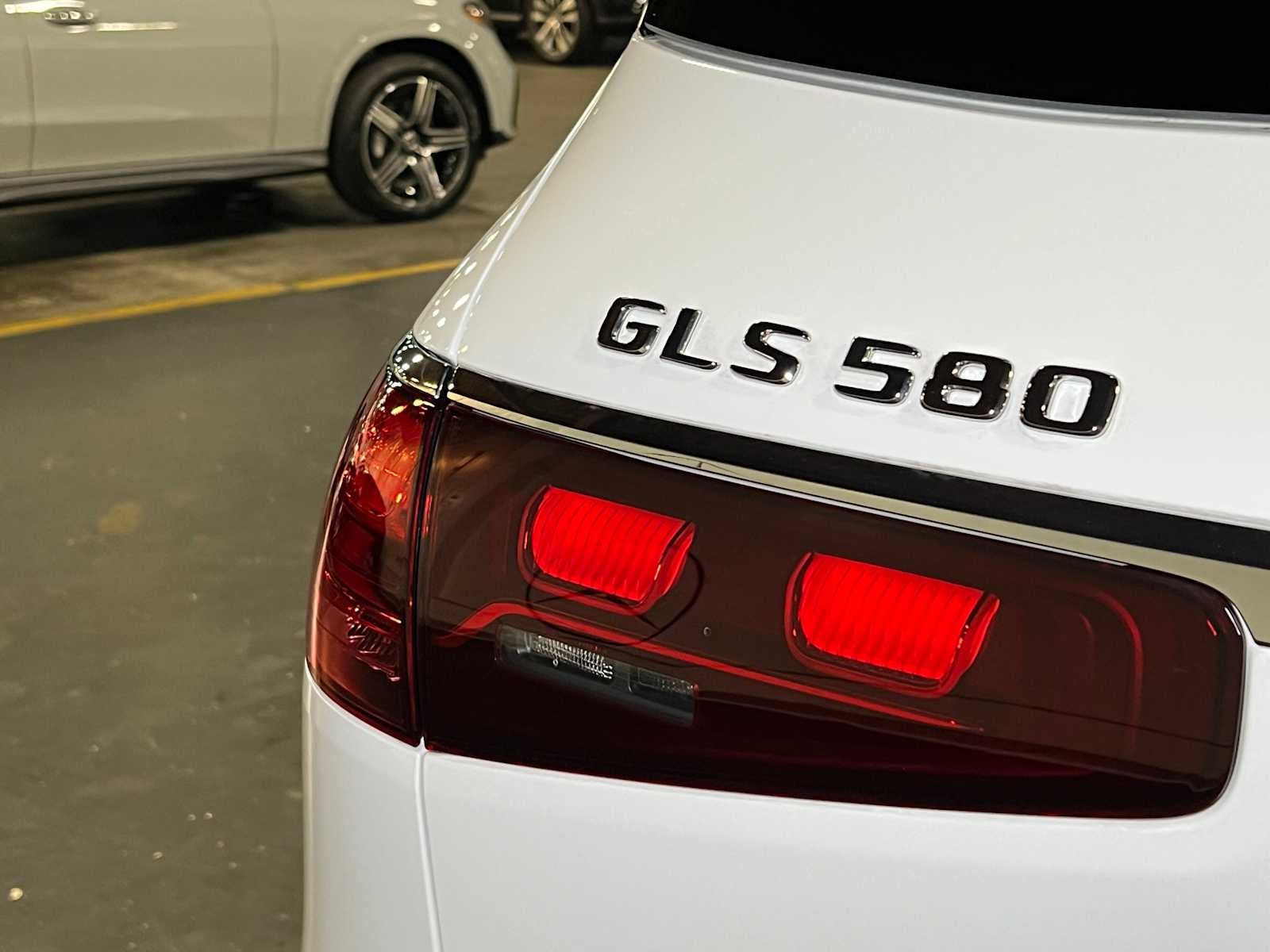 2025 Mercedes-Benz GLS GLS 580