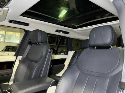 2023 Land Rover Range Rover SE