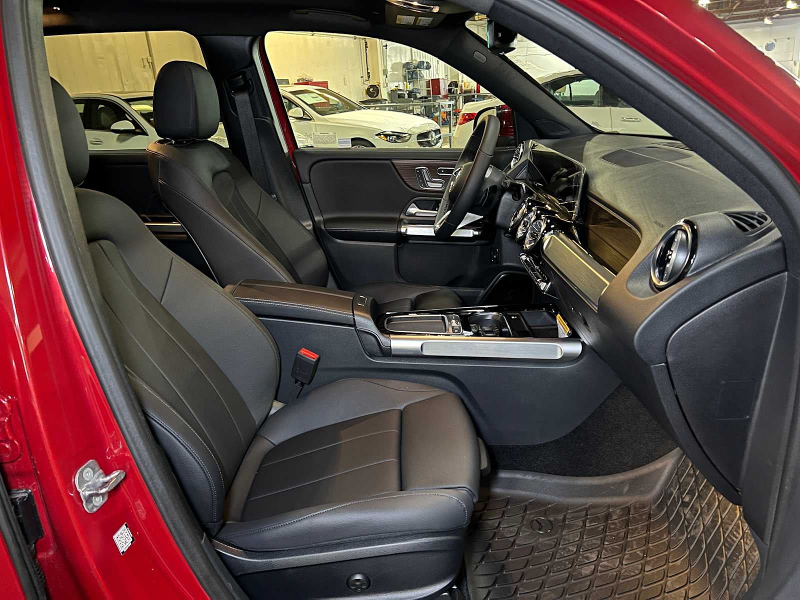 2025 Mercedes-Benz GLB GLB 250