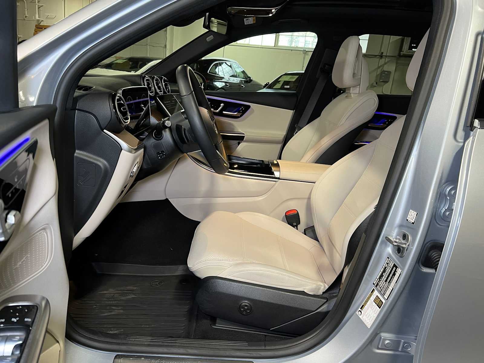 2025 Mercedes-Benz GLC GLC 300