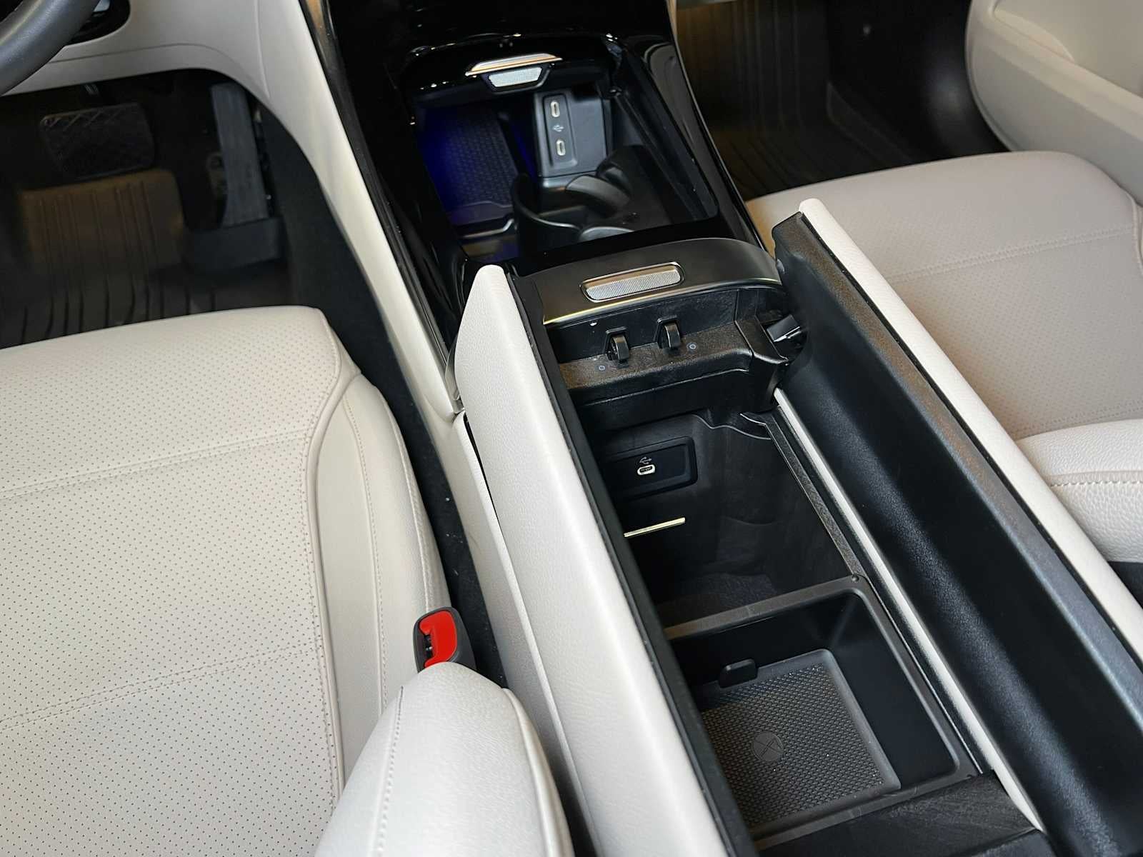 2025 Mercedes-Benz GLC GLC 300