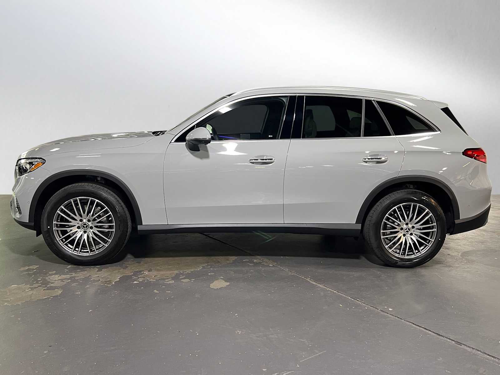 2025 Mercedes-Benz GLC GLC 300