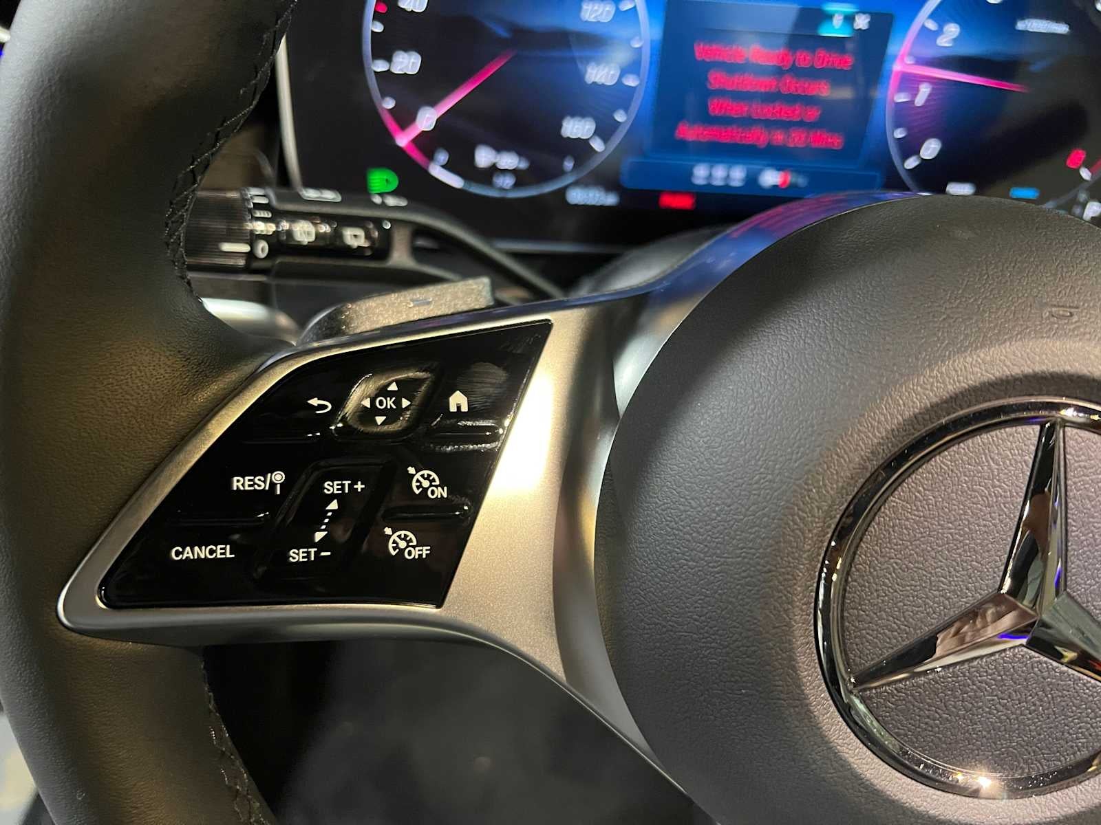 2025 Mercedes-Benz GLC GLC 300