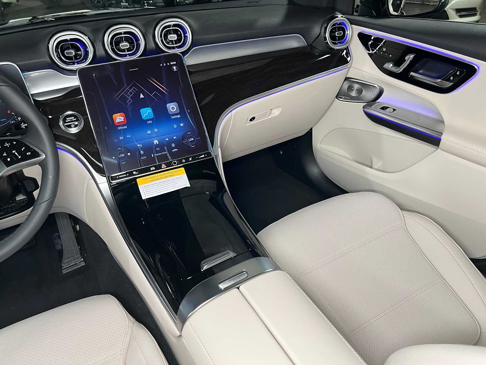 2025 Mercedes-Benz GLC GLC 300