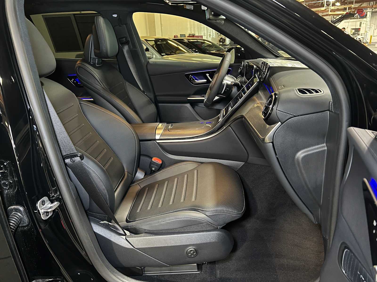 2025 Mercedes-Benz GLC GLC 300