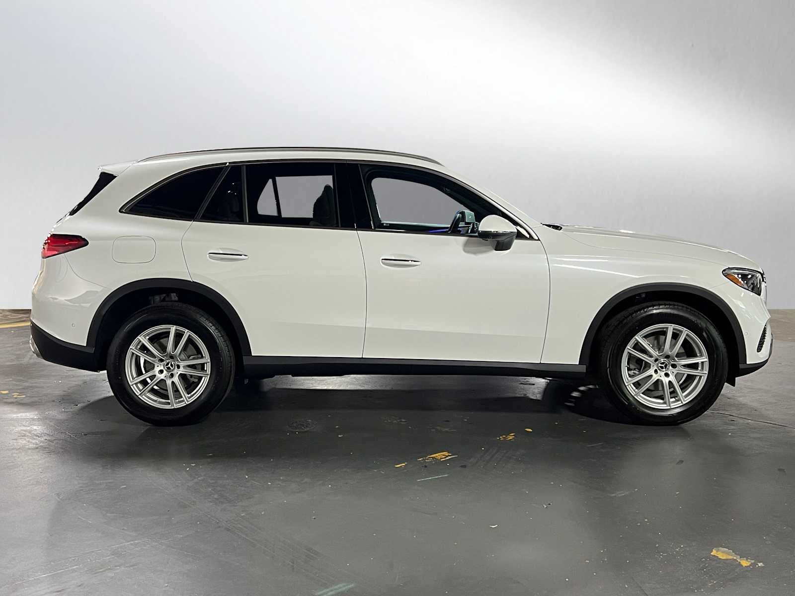 2025 Mercedes-Benz GLC GLC 300