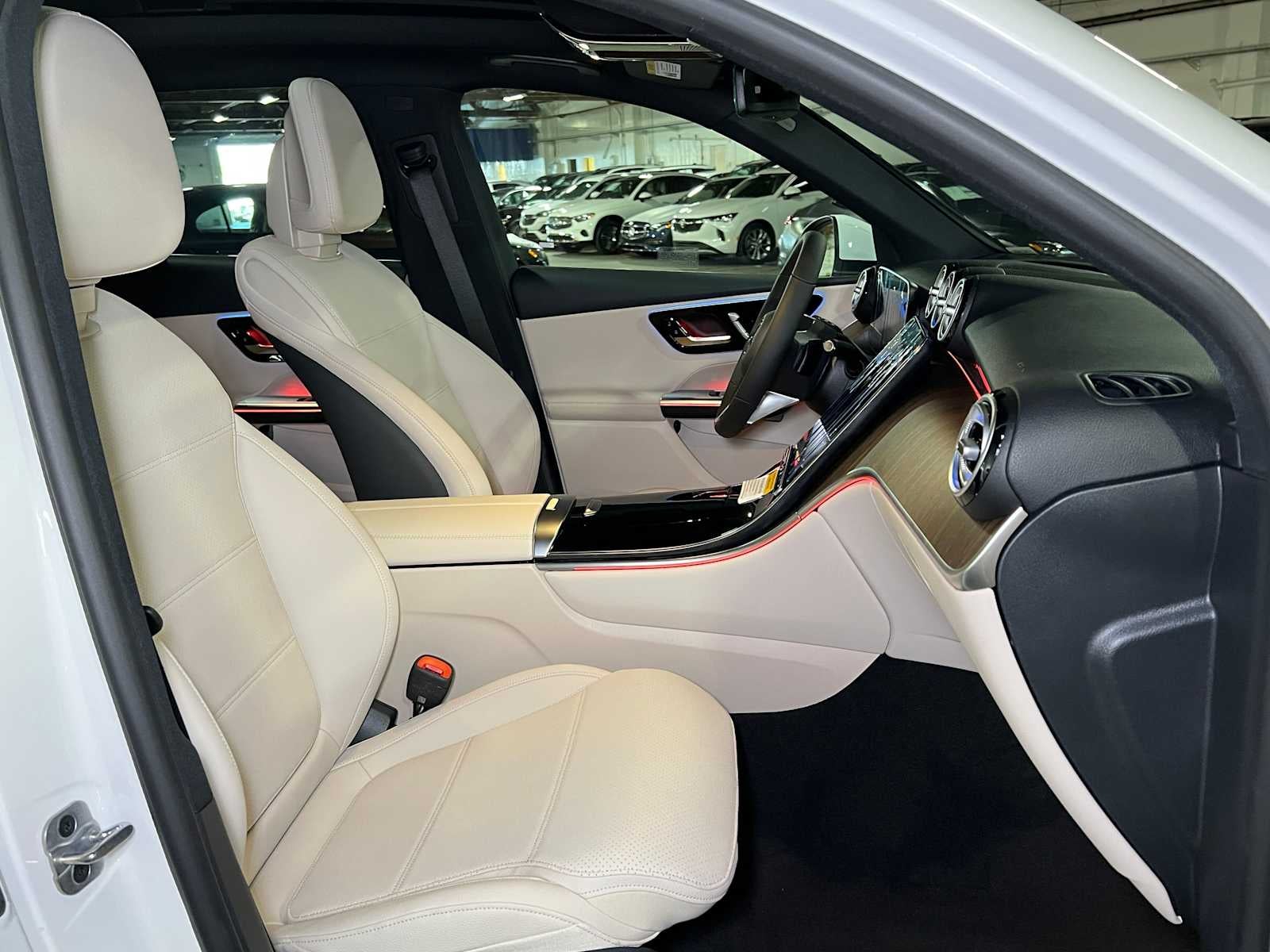 2025 Mercedes-Benz GLC GLC 300