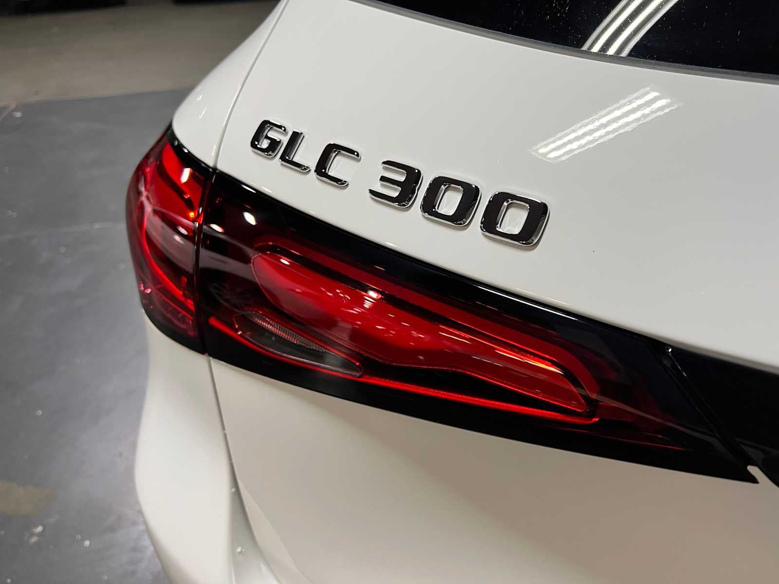 2025 Mercedes-Benz GLC GLC 300