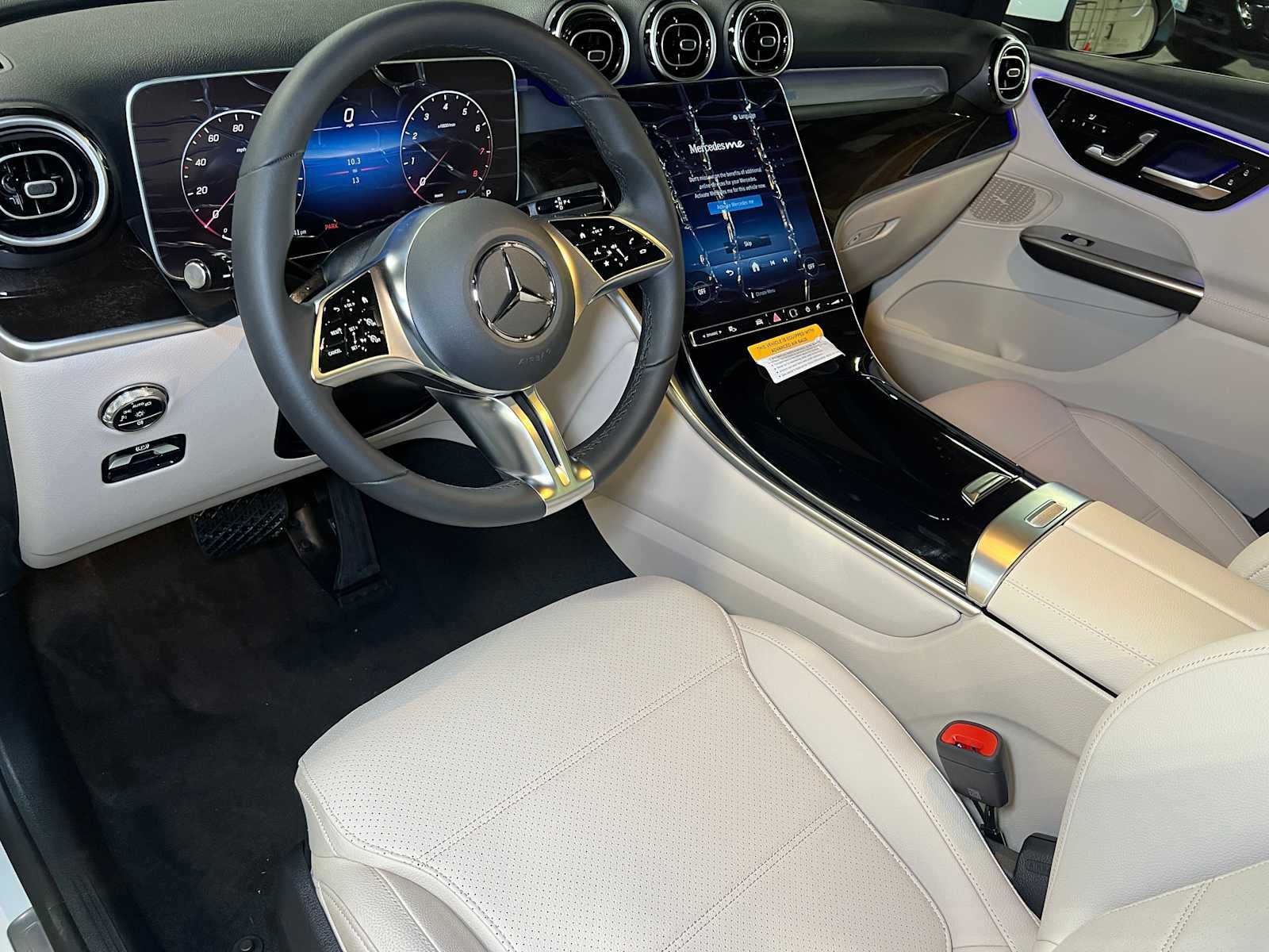 2025 Mercedes-Benz GLC GLC 300