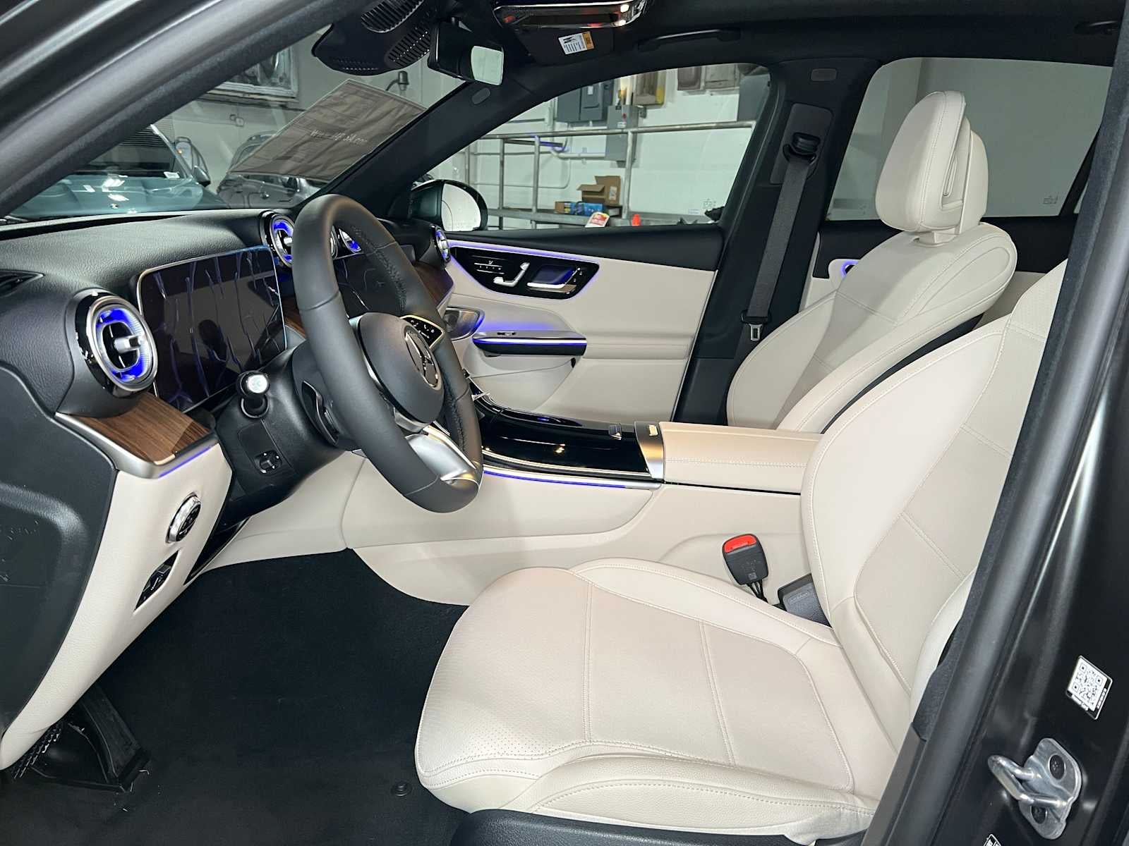 2025 Mercedes-Benz GLC GLC 300