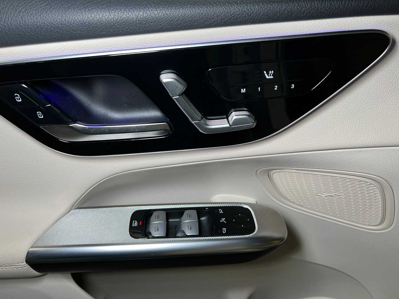 2025 Mercedes-Benz GLC GLC 300