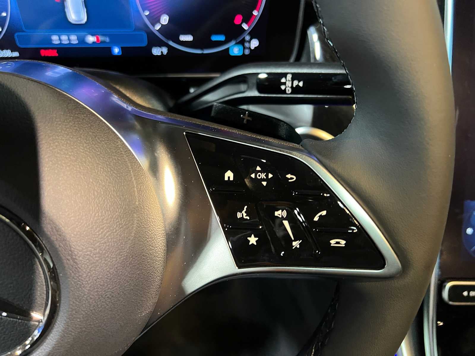 2025 Mercedes-Benz GLC GLC 300