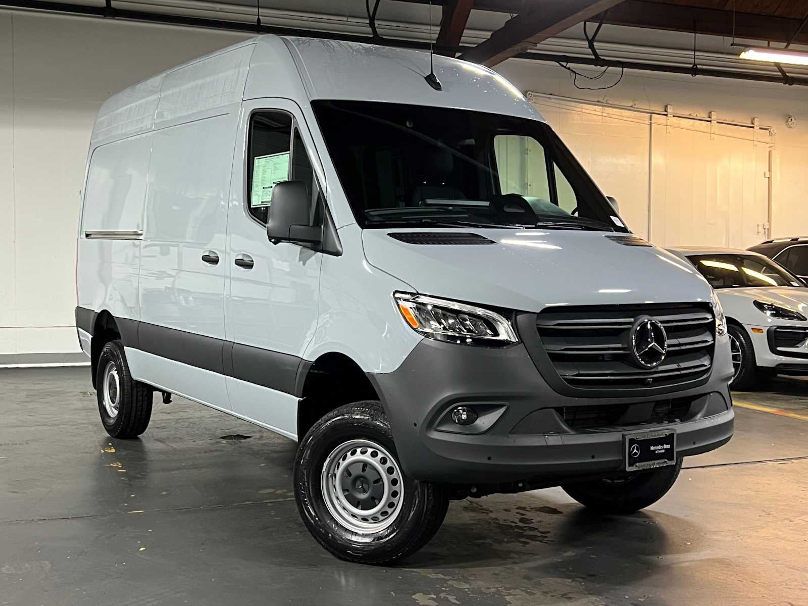 2026 Mercedes-Benz Sprinter 2500 Standard Roof I4 Diesel HO 144" AWD