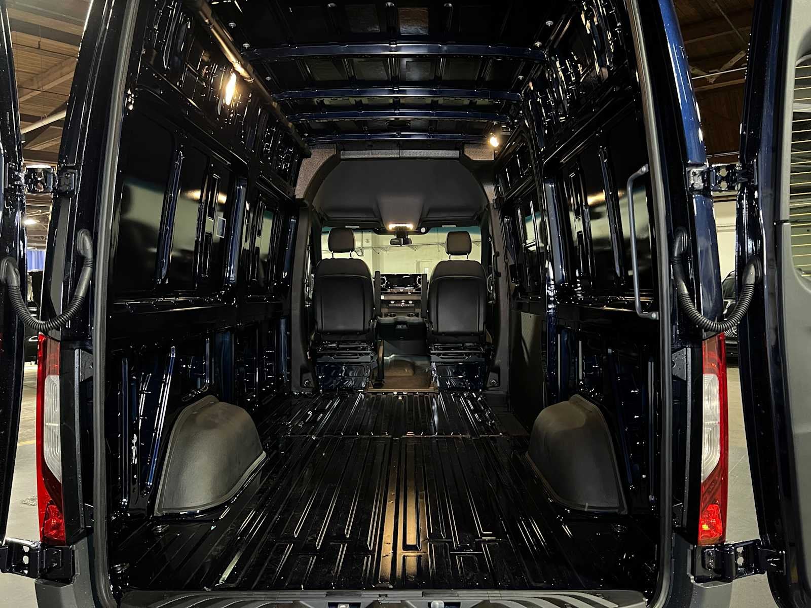 2026 Mercedes-Benz Sprinter 2500 Standard Roof I4 Diesel HO 144" AWD