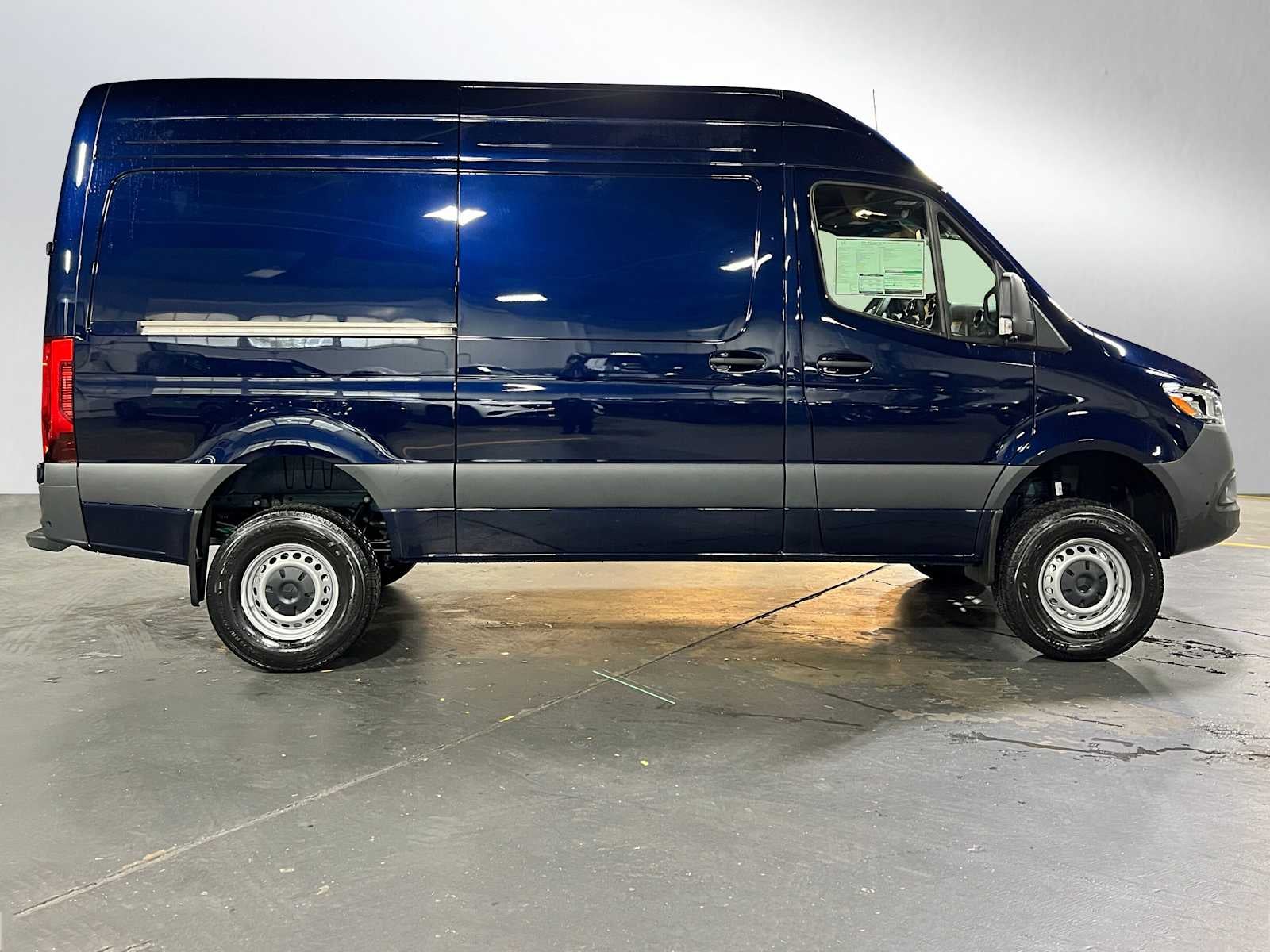 2026 Mercedes-Benz Sprinter 2500 Standard Roof I4 Diesel HO 144" AWD