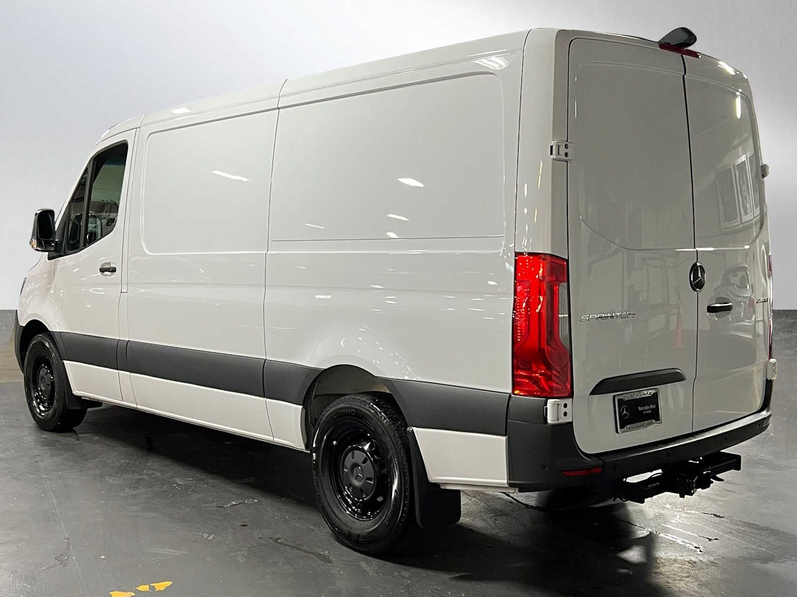 2025 Mercedes-Benz Sprinter 2500 Standard Roof I4 Diesel 144" RWD