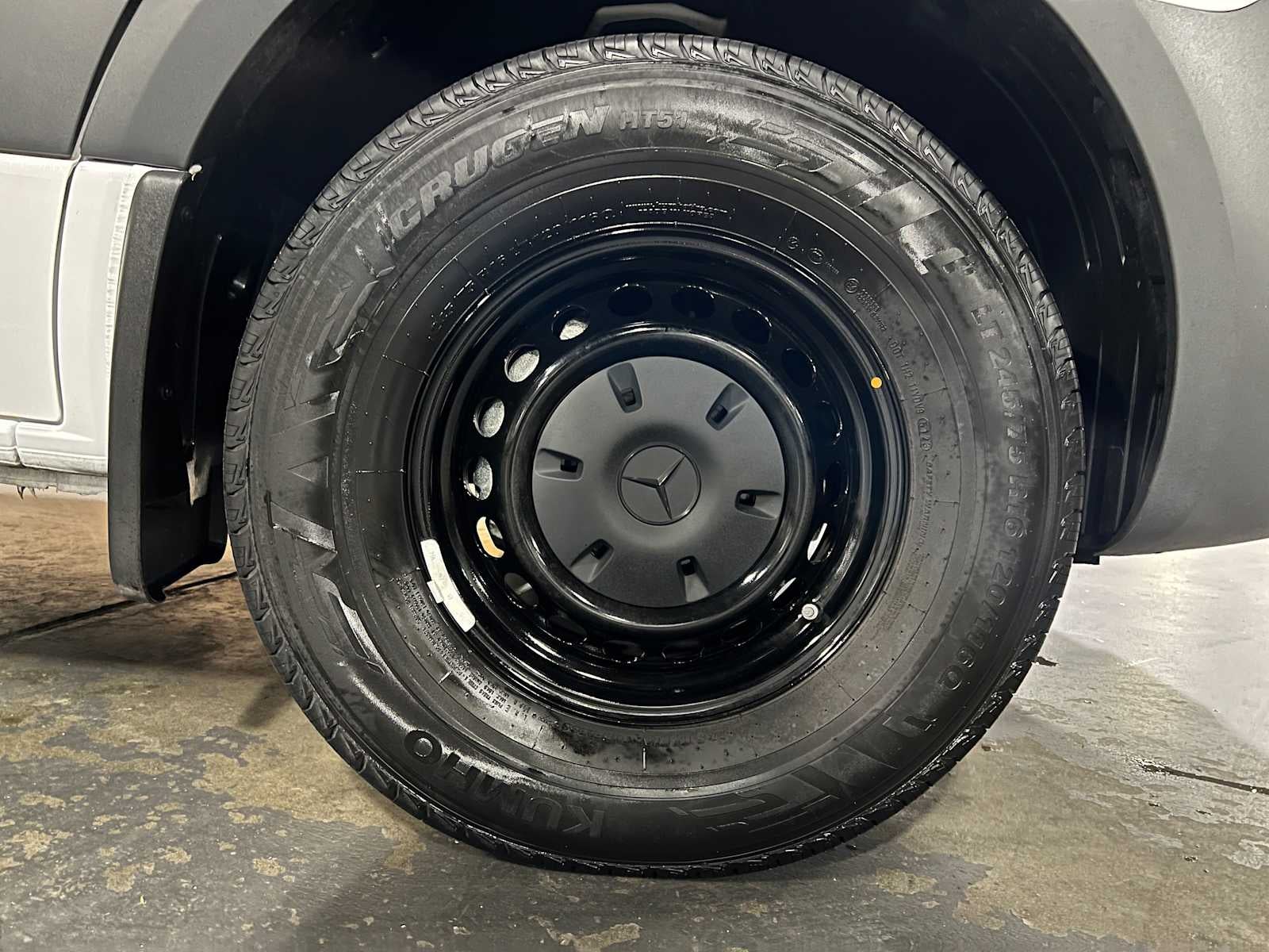 2025 Mercedes-Benz Sprinter 2500 Standard Roof I4 Diesel 144" RWD