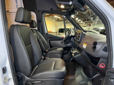 2025 Mercedes-Benz Sprinter 2500 Standard Roof I4 Diesel 144" RWD