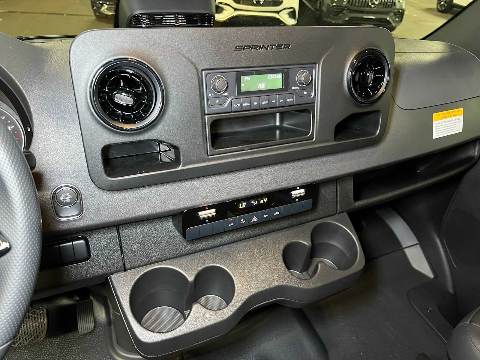 2025 Mercedes-Benz Sprinter 2500 Standard Roof I4 Diesel 144" RWD