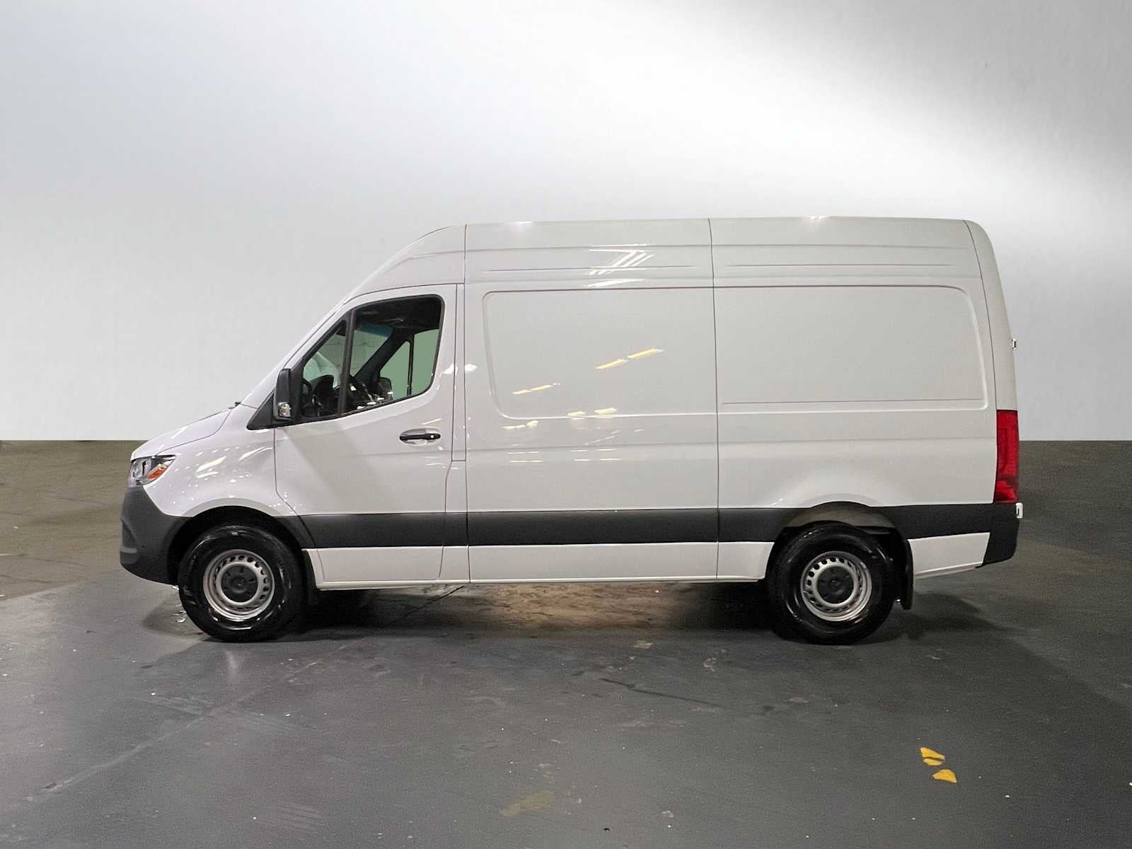 2025 Mercedes-Benz Sprinter 2500 Standard Roof I4 Diesel 144" RWD