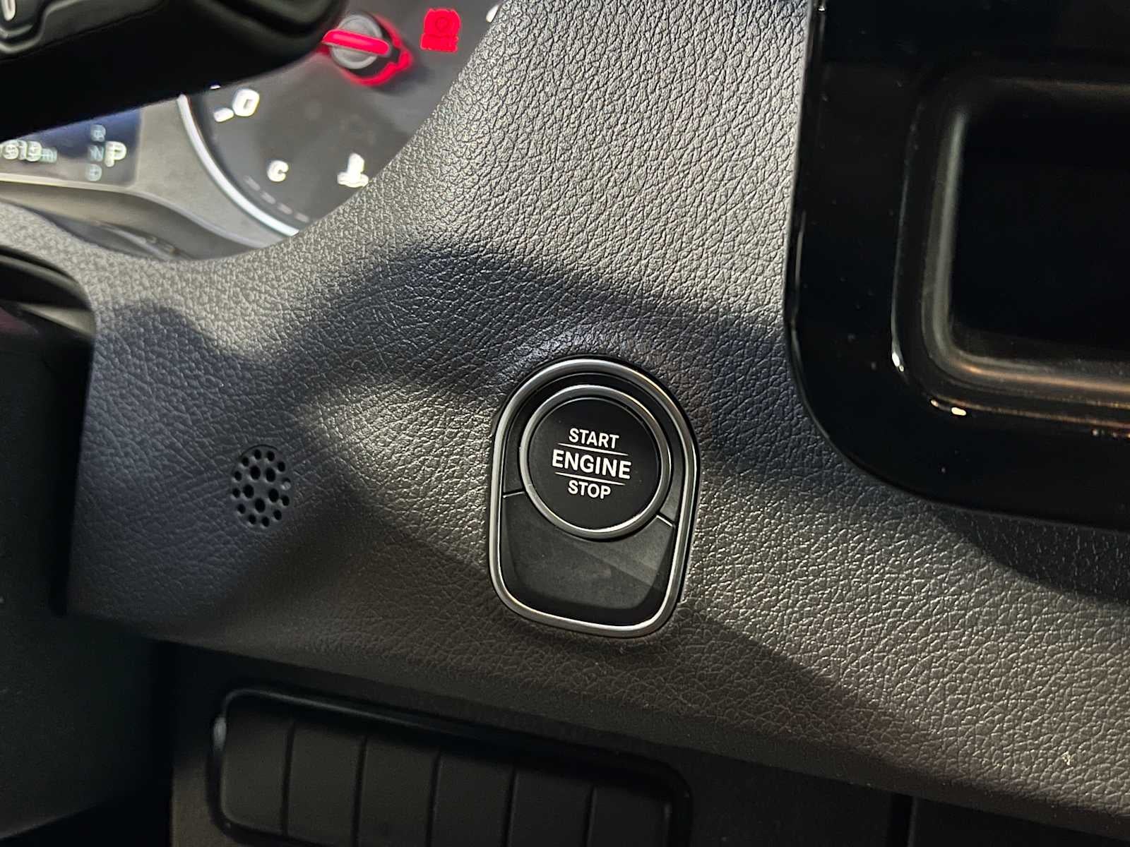 2025 Mercedes-Benz Sprinter 2500 Standard Roof I4 Diesel 144" RWD