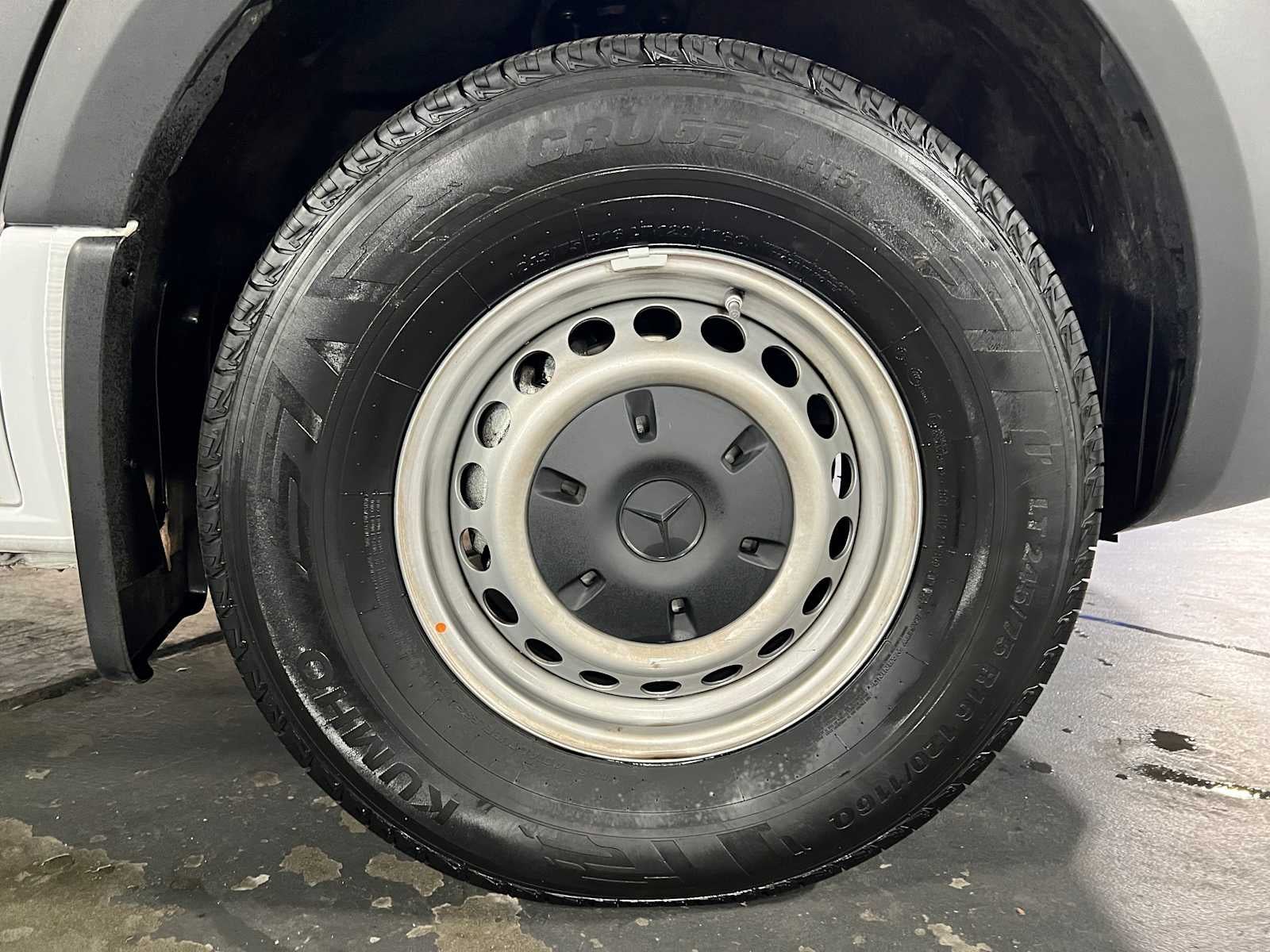 2025 Mercedes-Benz Sprinter 2500 Standard Roof I4 Diesel 144" RWD