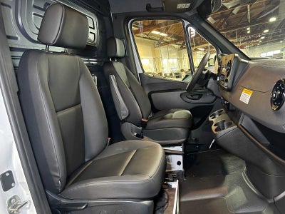 2025 Mercedes-Benz Sprinter 2500 Standard Roof I4 Diesel 144" RWD