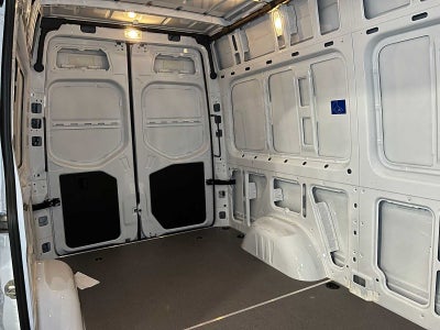 2025 Mercedes-Benz Sprinter 2500 Standard Roof I4 Diesel 144" RWD