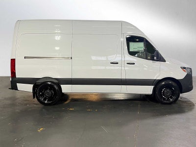 2025 Mercedes-Benz Sprinter 2500 Standard Roof I4 Diesel 144" RWD