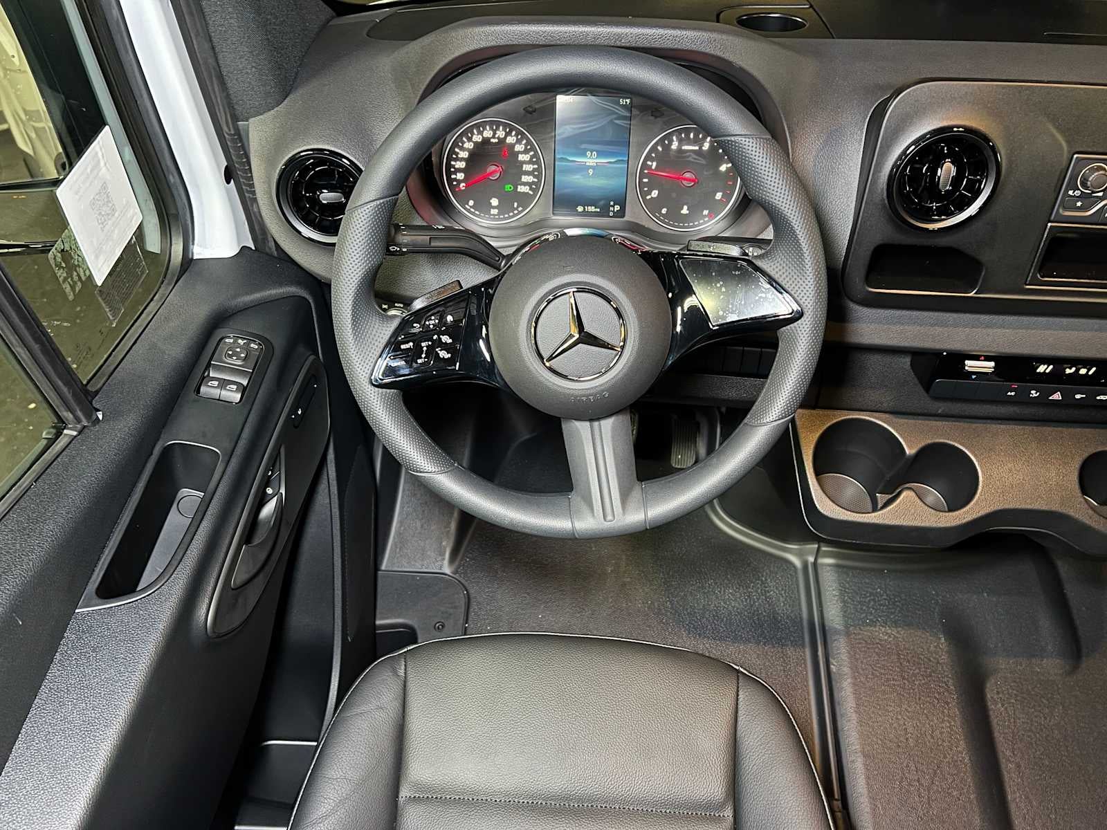 2025 Mercedes-Benz Sprinter 2500 Standard Roof I4 Diesel 144" RWD