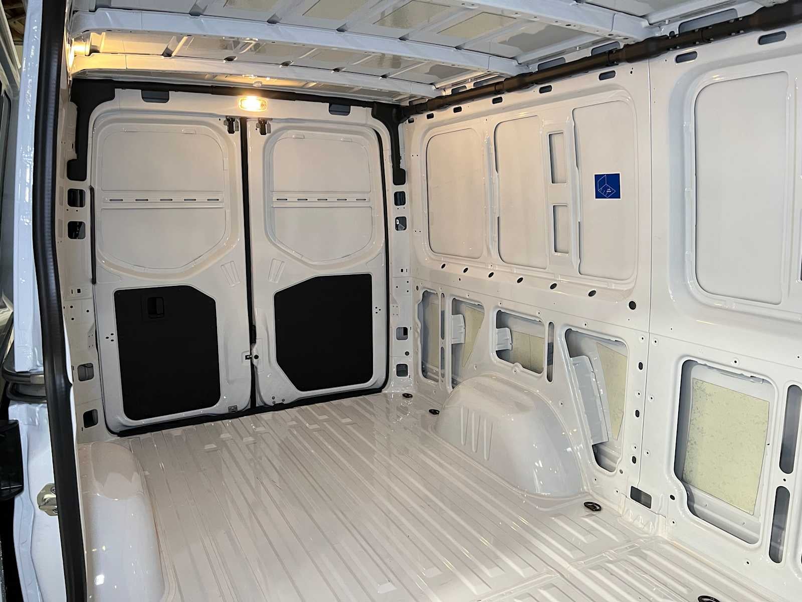 2025 Mercedes-Benz Sprinter 2500 Standard Roof I4 Diesel 144" RWD