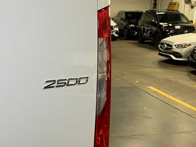 2025 Mercedes-Benz Sprinter 2500 Standard Roof I4 Diesel 144" RWD