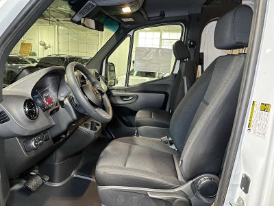 2025 Mercedes-Benz Sprinter 2500 Standard Roof I4 Diesel 144" RWD