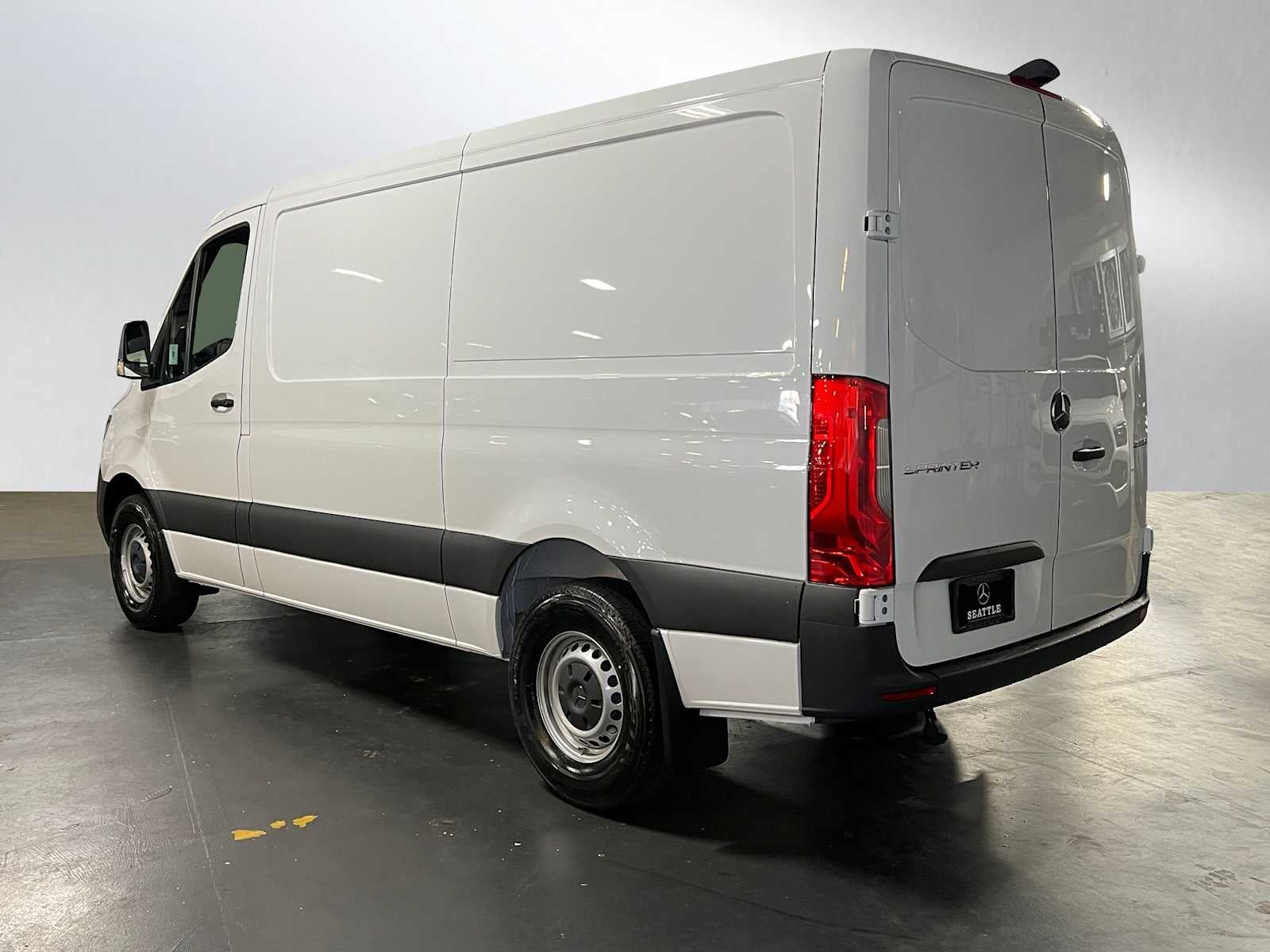 2025 Mercedes-Benz Sprinter 2500 Standard Roof I4 Diesel 144" RWD