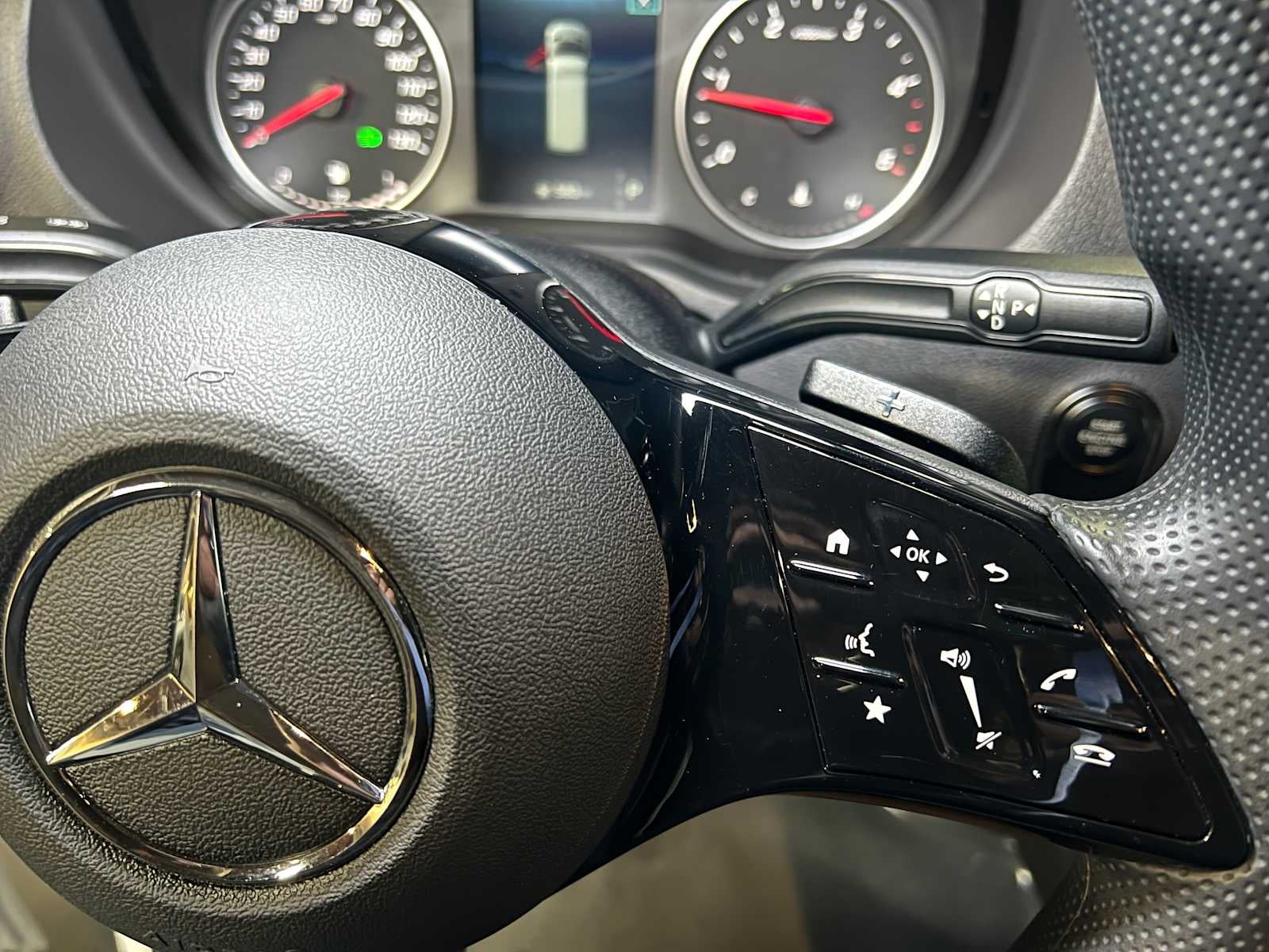 2025 Mercedes-Benz Sprinter 2500 Standard Roof I4 Diesel 144" RWD