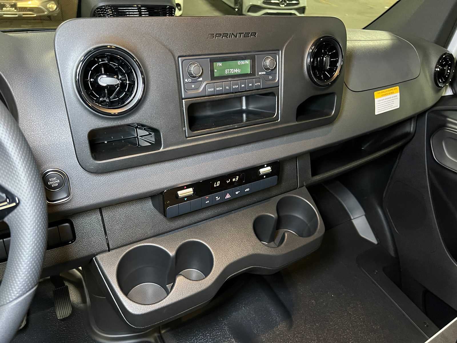 2025 Mercedes-Benz Sprinter 2500 Standard Roof I4 Diesel 144" RWD