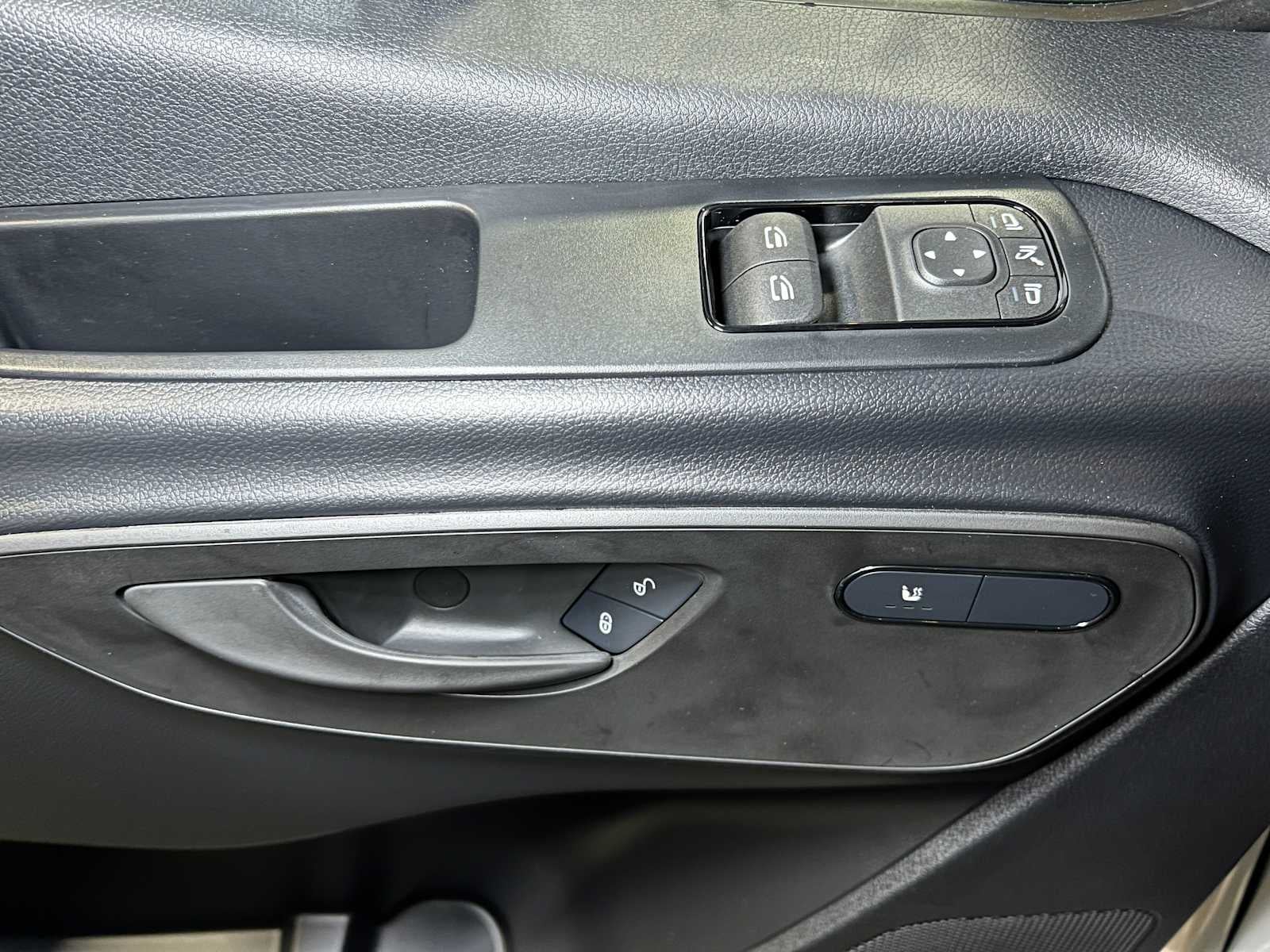 2025 Mercedes-Benz Sprinter 2500 Standard Roof I4 Diesel 144" RWD