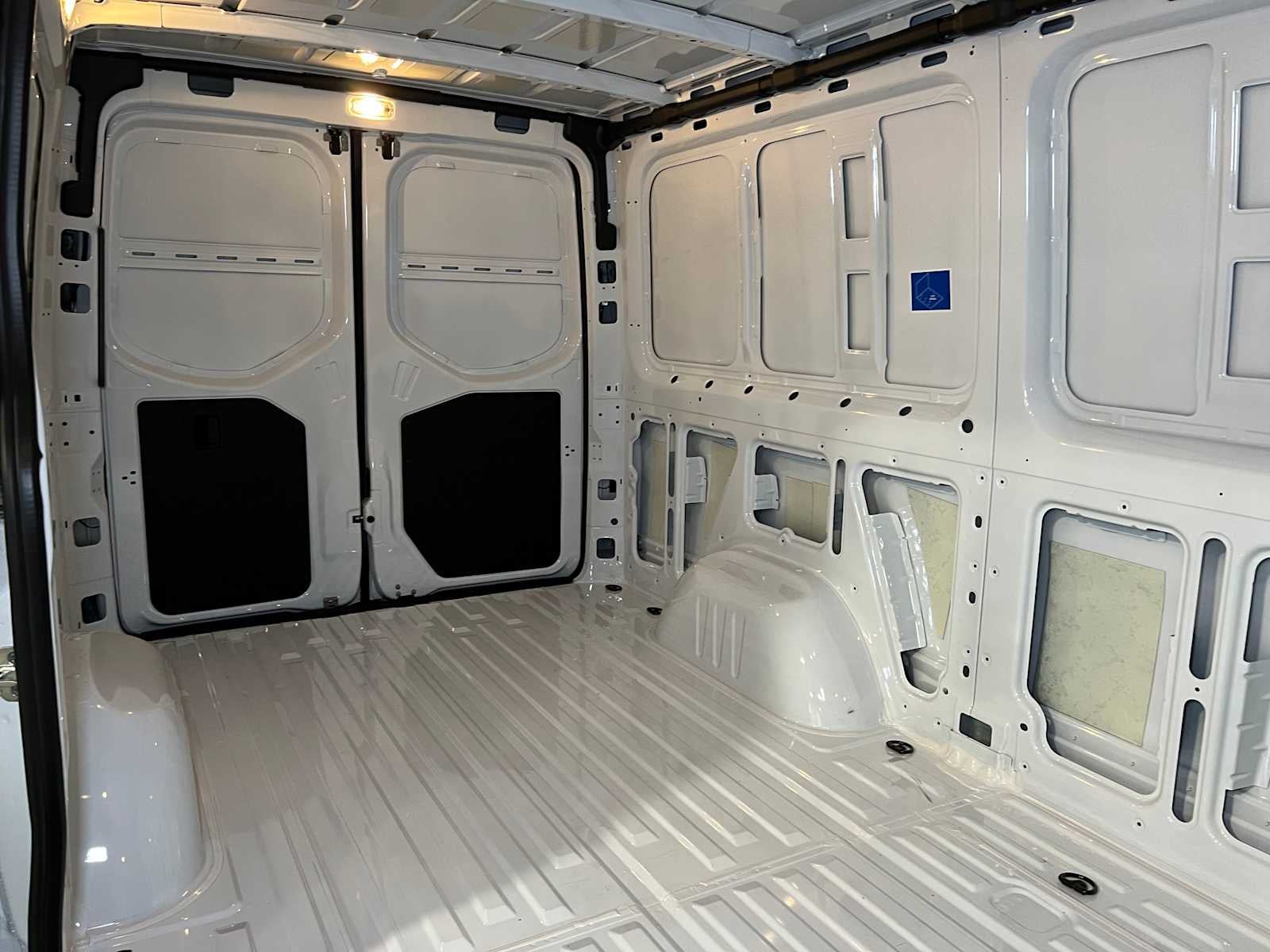 2025 Mercedes-Benz Sprinter 2500 Standard Roof I4 Diesel 144" RWD