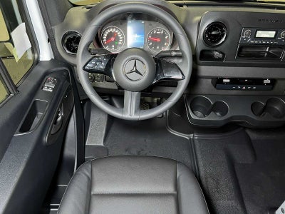 2025 Mercedes-Benz Sprinter 2500 Standard Roof I4 Diesel 144" RWD