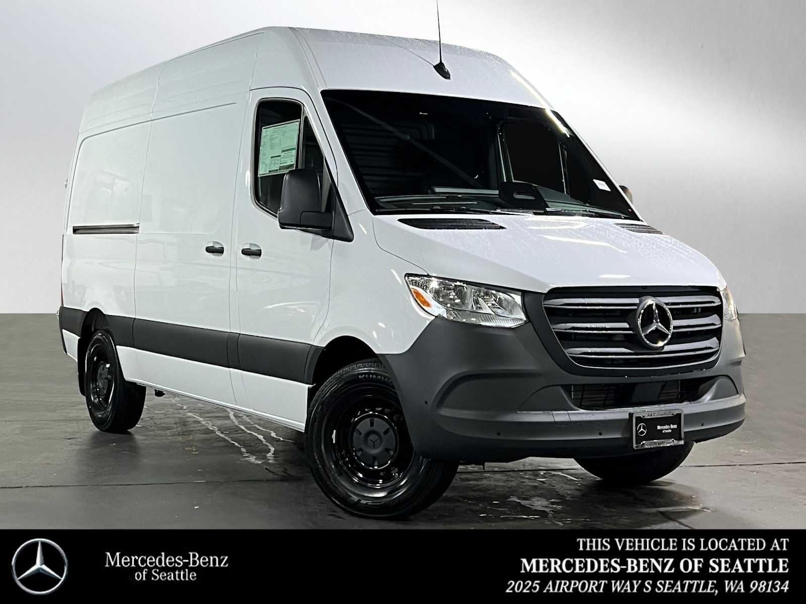 2026 Mercedes-Benz Sprinter 2500 Standard Roof I4 Diesel 144" RWD