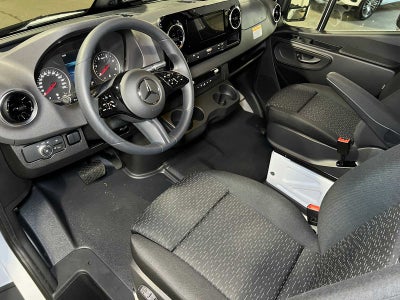 2026 Mercedes-Benz Sprinter 2500 Standard Roof I4 Diesel 144" RWD