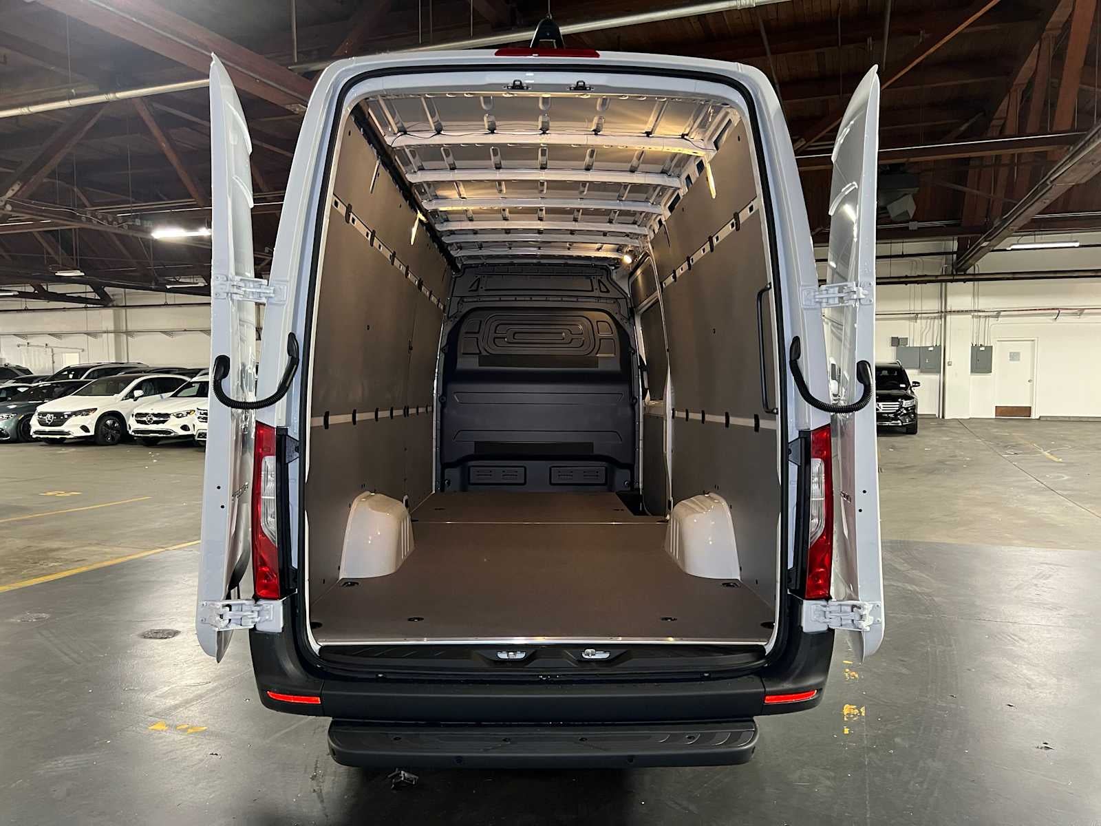 2025 Mercedes-Benz Sprinter 2500 High Roof I4 Diesel 170" RWD