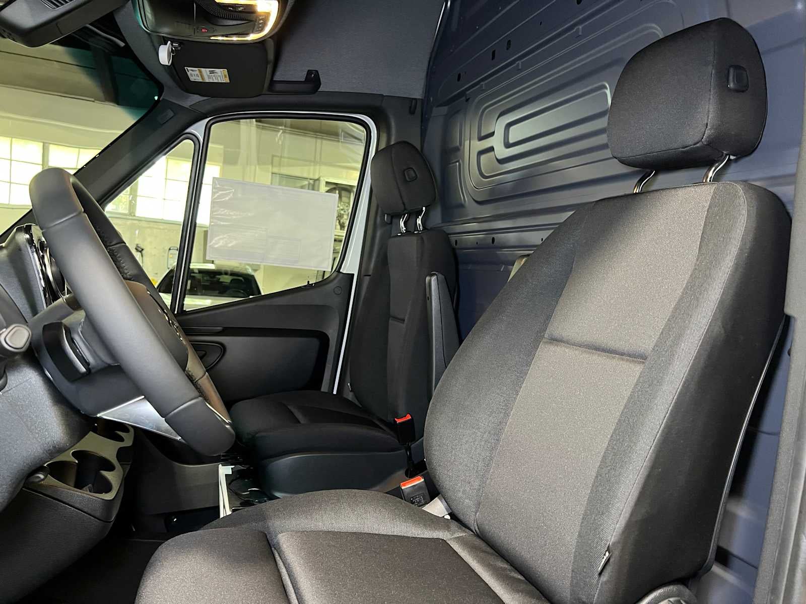 2025 Mercedes-Benz Sprinter 2500 High Roof I4 Diesel 170" RWD