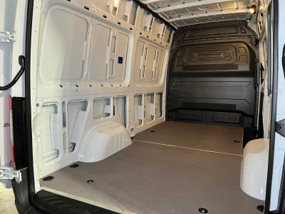 2026 Mercedes-Benz Sprinter 2500 Standard Roof I4 Diesel HO 144" RWD