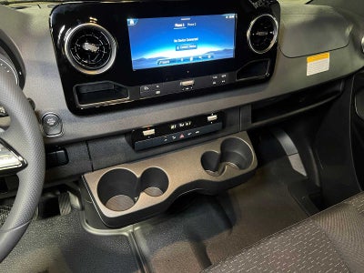 2026 Mercedes-Benz Sprinter 2500 Standard Roof I4 Diesel HO 144" RWD