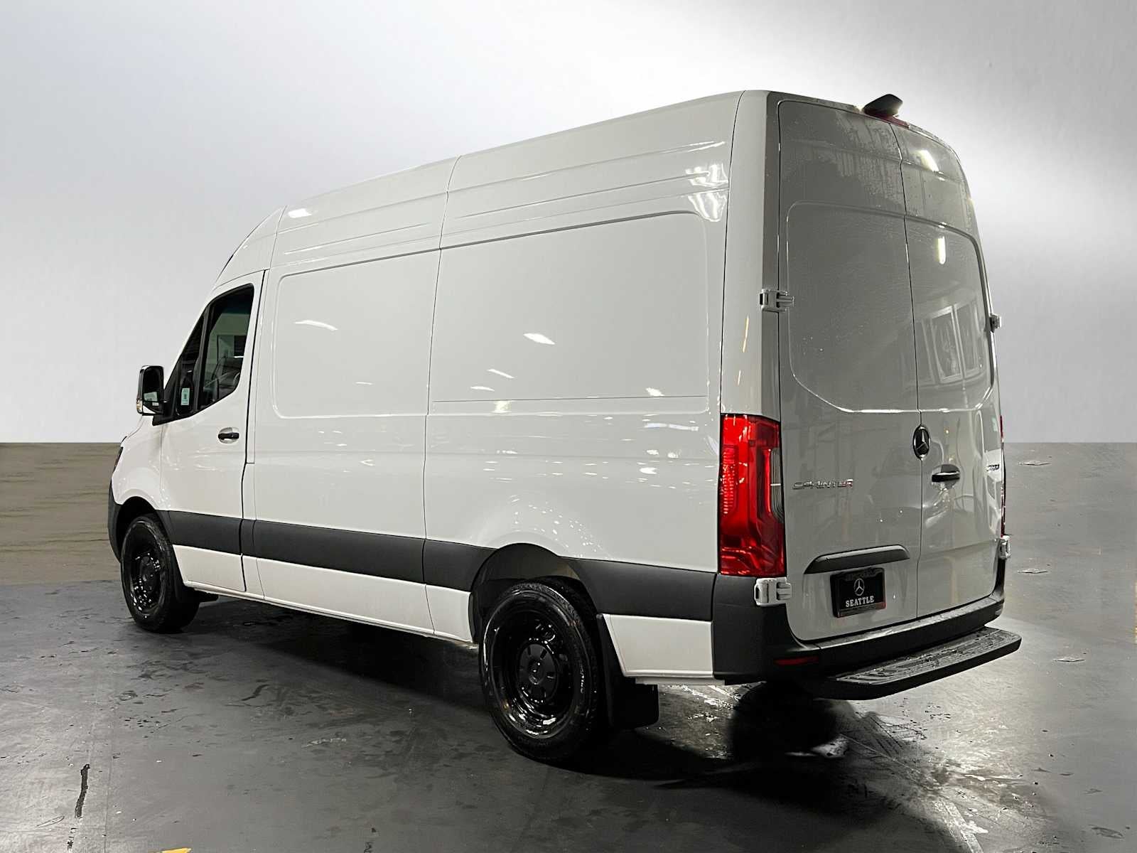 2026 Mercedes-Benz Sprinter 2500 Standard Roof I4 Diesel HO 144" RWD
