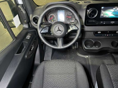 2026 Mercedes-Benz Sprinter 2500 Standard Roof I4 Diesel HO 144" RWD