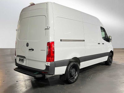 2026 Mercedes-Benz Sprinter 2500 Standard Roof I4 Diesel HO 144" RWD