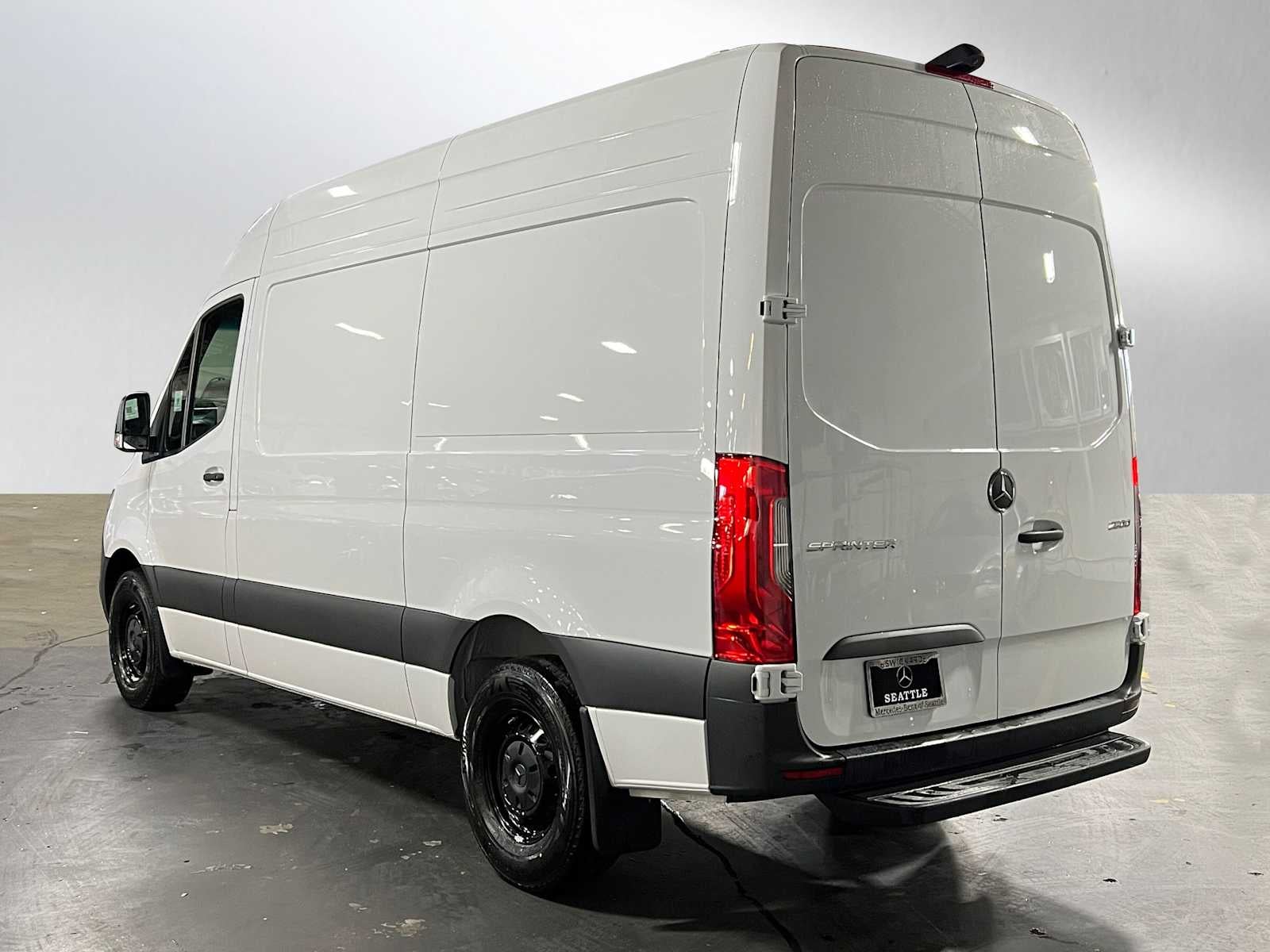 2026 Mercedes-Benz Sprinter 2500 Standard Roof I4 Diesel HO 144" RWD