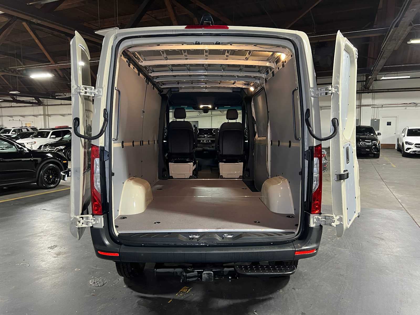 2025 Mercedes-Benz Sprinter 2500 Standard Roof I4 Diesel HO 144" AWD
